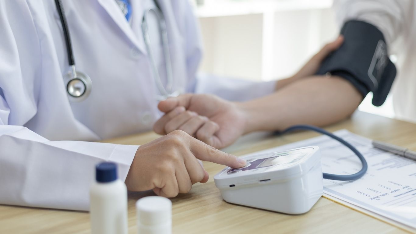 تاثیر قلیون بر فشار خون